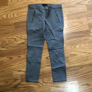 NWOT- Banana Republic Skinny Chinos